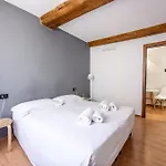 Emilia 8 Apartamento
