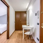 Apartament Emilia 8 *